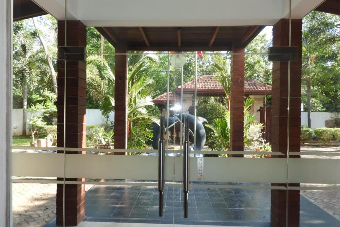 Yala Safari Village Maha Akurugoda Esterno foto